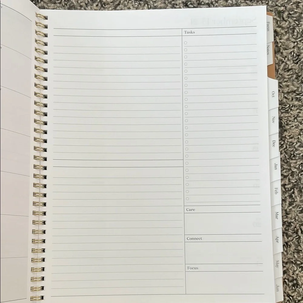 Cambridge Tan Weekly/Monthly Monthly Agenda/Planner